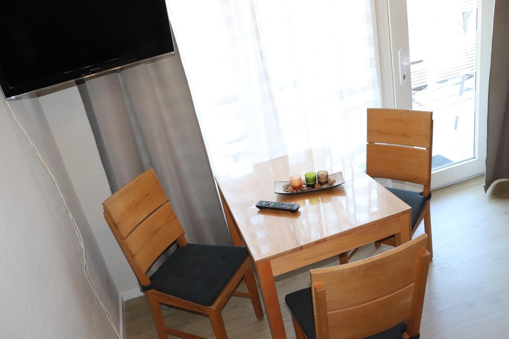 Ferienweingut & Gutsrestaurant Becker Apartment Burgen  Luaran gambar